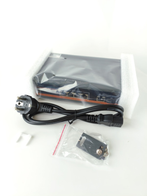 Коммутатор XVI SWP3204, L2, 4 PoE 10/100/1000, 1 UpLink 10/100/1000, 1SFP 100/1000, 55Вт, 16Gbps, 2K MAC