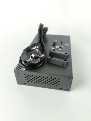 Коммутатор XVI SWP3204, L2, 4 PoE 10/100/1000, 1 UpLink 10/100/1000, 1SFP 100/1000, 55Вт, 16Gbps, 2K MAC