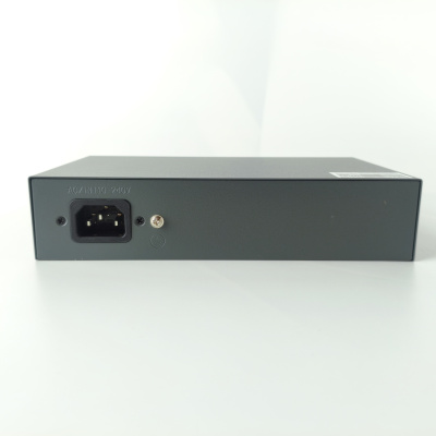 Коммутатор XVI SWP3308, L2, 8 PoE 10/100/1000, 96Вт, 20Gbps, 8K MAC