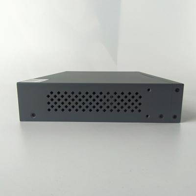 Коммутатор XVI SWP3224, L2, 24 PoE 10/100/1000, 2UpLink, 1 SFP, 300Вт, 54Gbps, 8K MAC