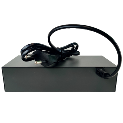 PoE коммутатор XVI SWP1104